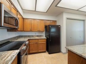 8200 Neely DR 117, Austin TX 78759
