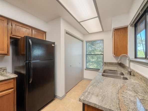 8200 Neely DR 117, Austin TX 78759