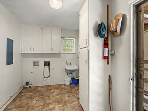 3511 Wyldwood RD, Austin TX 78739