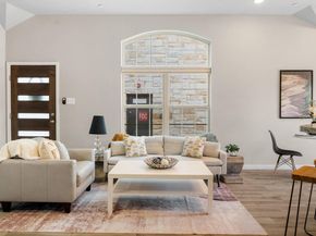 1404 Catalan RD 803, Austin TX 78748