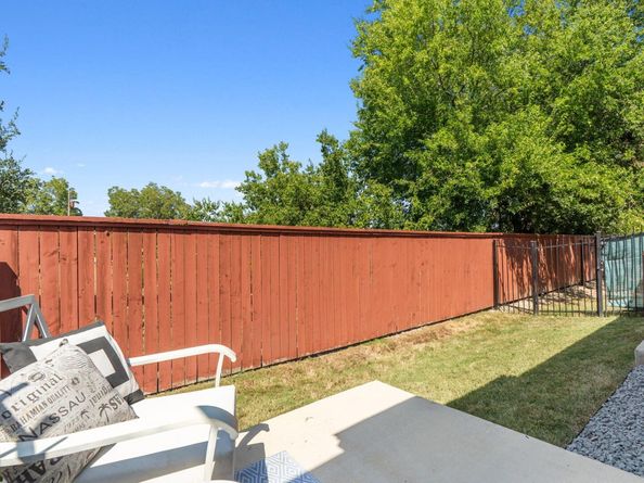 1404 Catalan RD 803, Austin TX 78748
