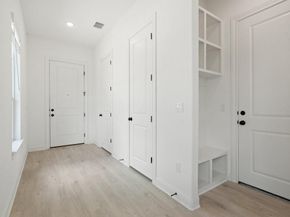 1912 Kit CIR, Austin TX 78758