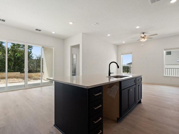 1912 Kit CIR, Austin TX 78758