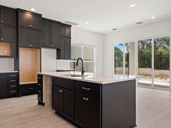 1912 Kit CIR, Austin TX 78758