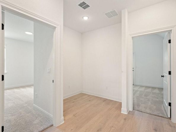 1912 Kit CIR, Austin TX 78758