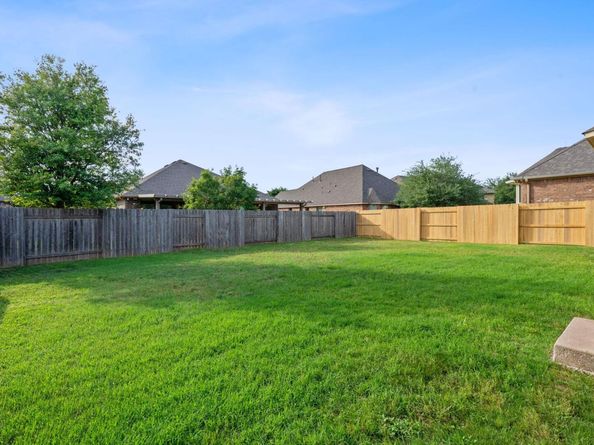 2809 Coral Valley DR, Leander TX 78641