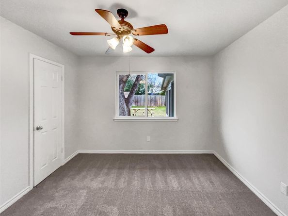 8222 Kearsarge DR, Austin TX 78745