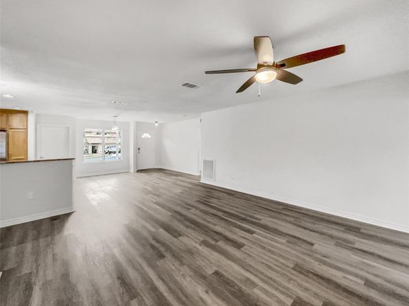 8222 Kearsarge DR, Austin TX 78745