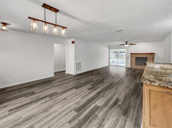 8222 Kearsarge DR, Austin TX 78745