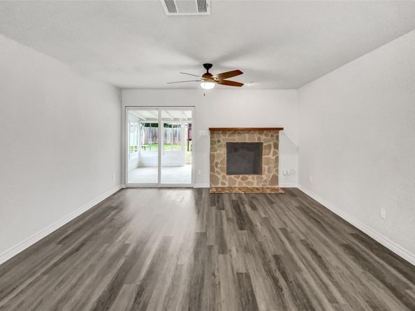 8222 Kearsarge DR, Austin TX 78745