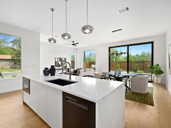 3507 Neal ST 2, Austin TX 78702