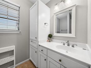 7162 Chimney CORS 7204, Austin TX 78731