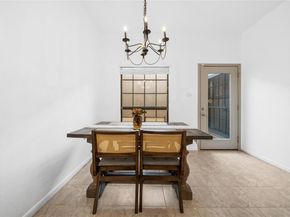 7162 Chimney CORS 7204, Austin TX 78731
