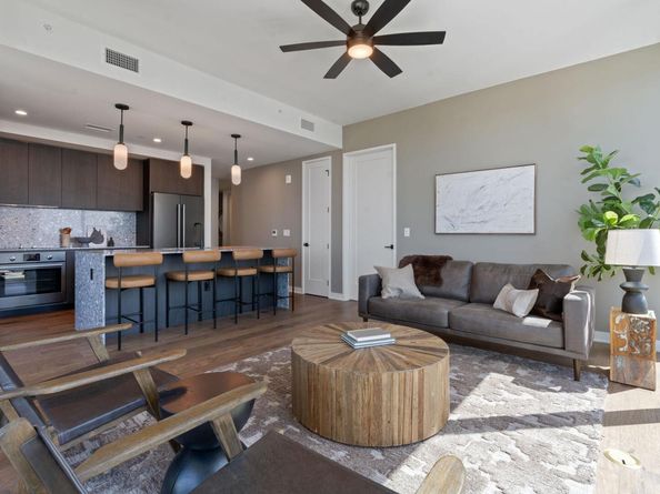 84 East Ave 1506, Austin TX 78701