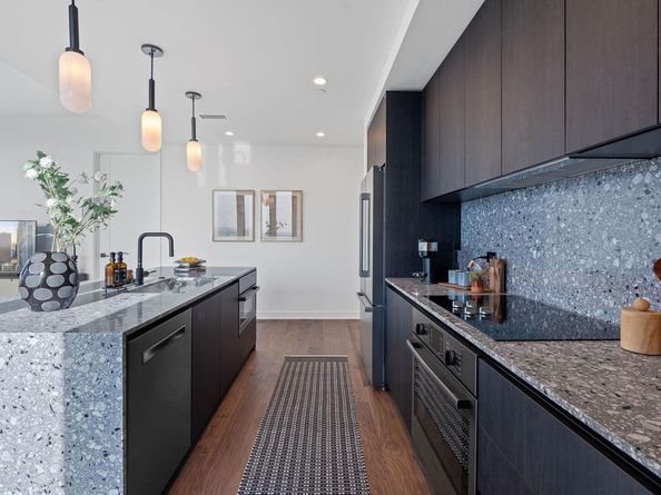 84 East Ave 1506, Austin TX 78701