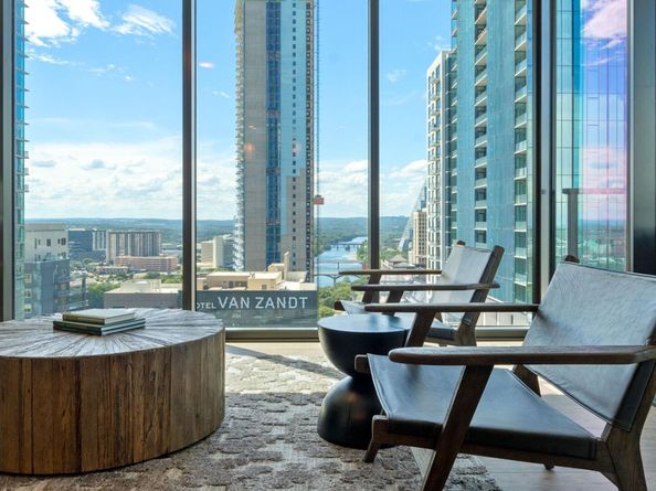 84 East Ave 1506, Austin TX 78701