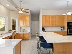 6659 Whitemarsh Valley WALK, Austin TX 78746