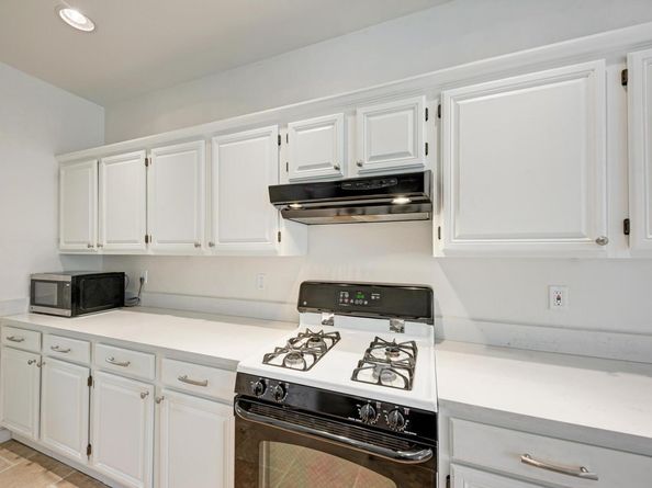 404 Cripple Creek RD, Cedar Park TX 78613