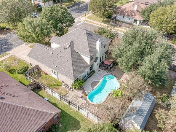 404 Cripple Creek RD, Cedar Park TX 78613