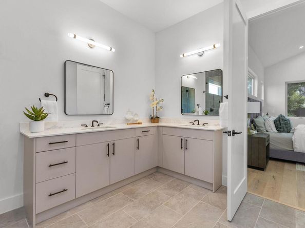 1119 Fairmount Ave, Austin TX 78704