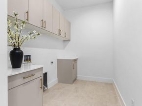 1119 Fairmount Ave, Austin TX 78704