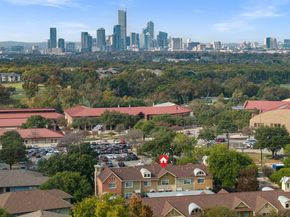 1101 Grove BLVD 803, Austin TX 78741