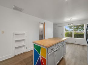 1101 Grove BLVD 803, Austin TX 78741