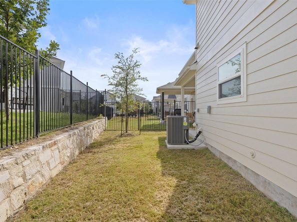 1012 Legend Milton LN, Austin TX 78748