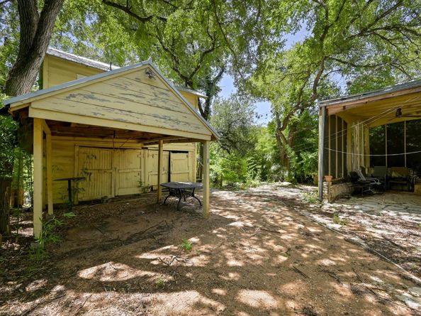 1017 W 31st ST, Austin TX 78705