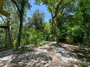 1017 W 31st ST, Austin TX 78705