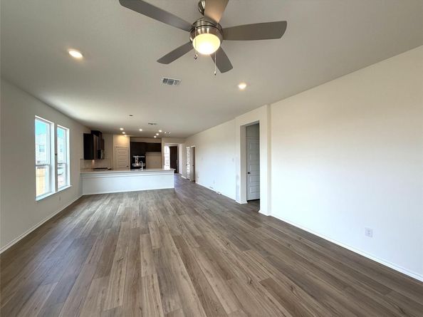 1628 Garlock DR, Leander TX 78641