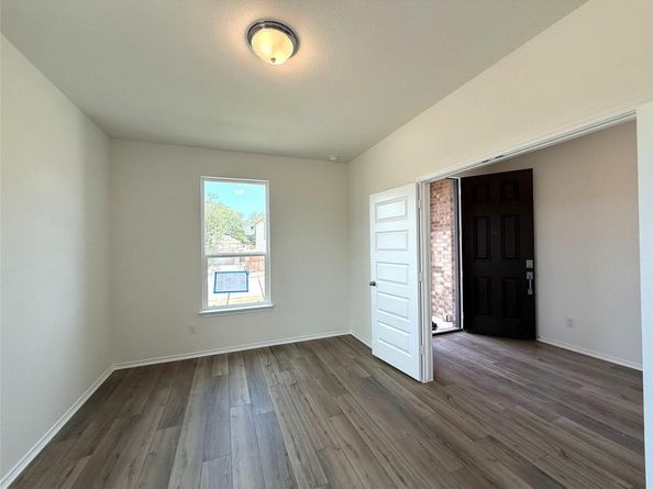 1628 Garlock DR, Leander TX 78641