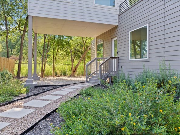 403 Middle LN 2, Austin TX 78753