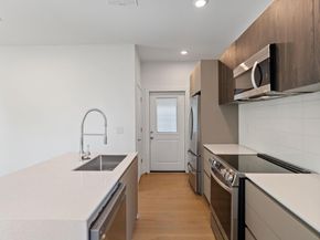 403 Middle LN 2, Austin TX 78753