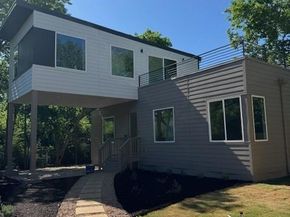 403 Middle LN 2, Austin TX 78753