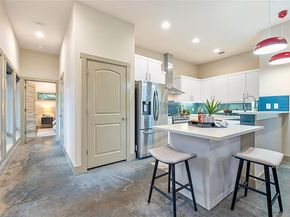 2512 E 2nd ST, Austin TX 78702