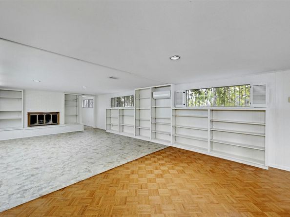 4204 Gregg Ward LN, Austin TX 78744