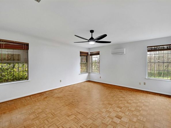 4204 Gregg Ward LN, Austin TX 78744