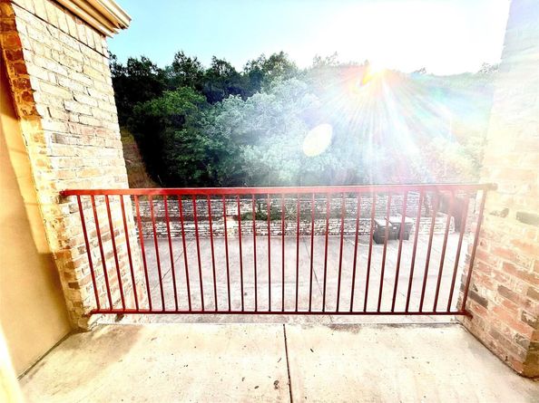 6804 N Capital of TX Highway 824, Austin TX 78731