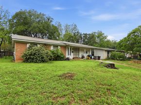 2702 Sherwood LN, Austin TX 78704