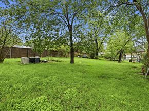 2702 Sherwood LN, Austin TX 78704