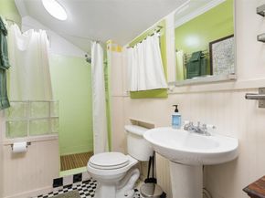 2300 Willow ST, Austin TX 78702