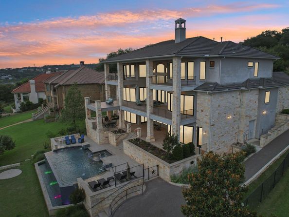 1353 Osprey Ridge LOOP, Lago Vista TX 78645