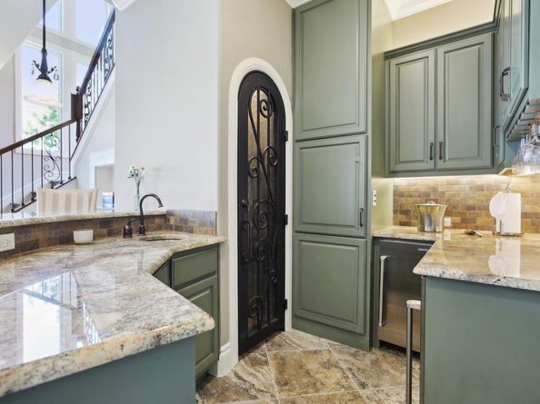 1353 Osprey Ridge LOOP, Lago Vista TX 78645
