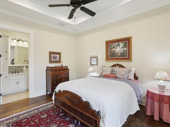 1353 Osprey Ridge LOOP, Lago Vista TX 78645