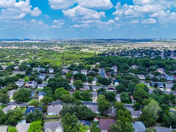 1618 Prairie Star LN, Round Rock TX 78664