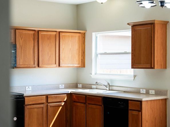9411 Brandts Wood ST, Austin TX 78744
