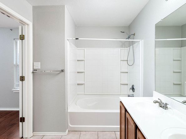 9411 Brandts Wood ST, Austin TX 78744