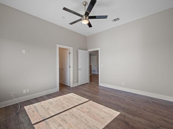 1210 Stobaugh ST B, Austin TX 78757