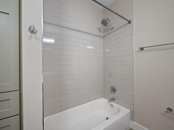 1210 Stobaugh ST B, Austin TX 78757